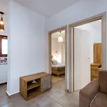 Aparthotel Deluxe Chania (Crete)