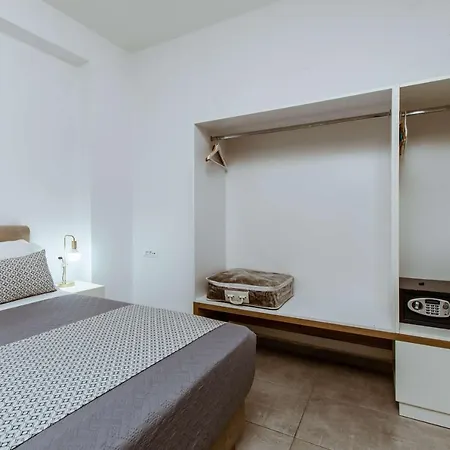 Hotel apartamentowy Deluxe 4*