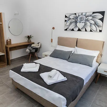 Deluxe Rooms Apartahotel