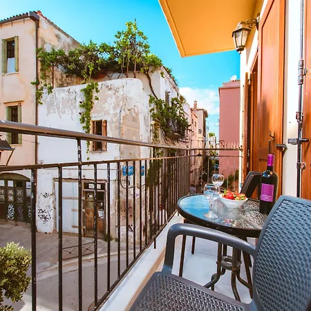 Deluxe Rooms Aparthotel Chania (Crete)