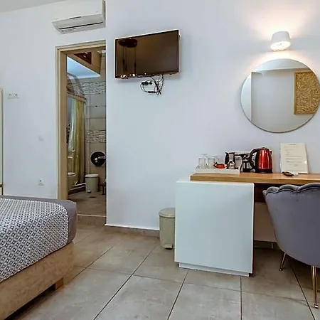 Deluxe Rooms 3*