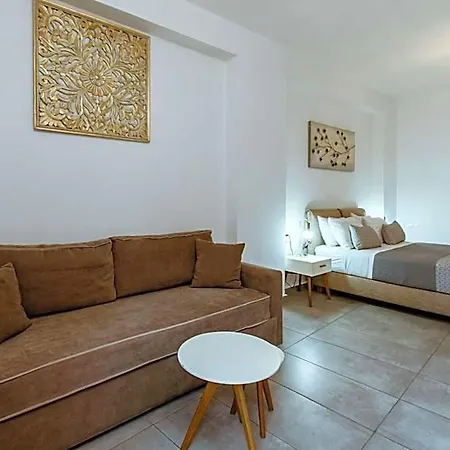 Deluxe Rooms Aparthotel Chania (Crete)