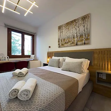 Deluxe Rooms Aparthotel Chania (Crete)