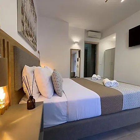 Deluxe Rooms Chania (Crete)