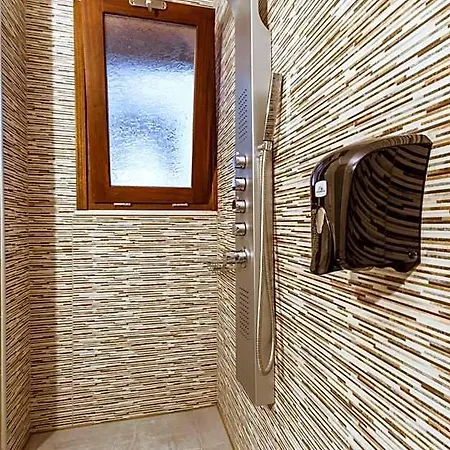 Apartahotel Deluxe Rooms La Canea