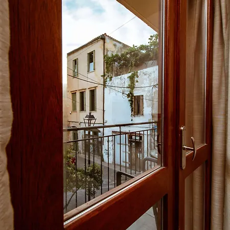 Apartahotel Deluxe La Canea