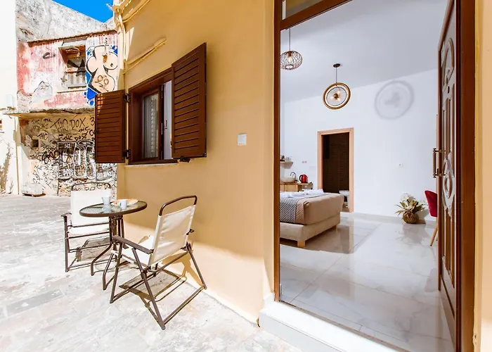 Deluxe Chania (Crete)