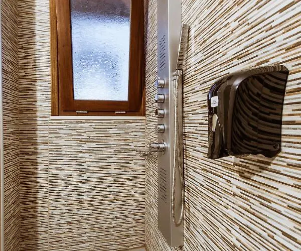 Aparthotel Deluxe Chania (Crete)