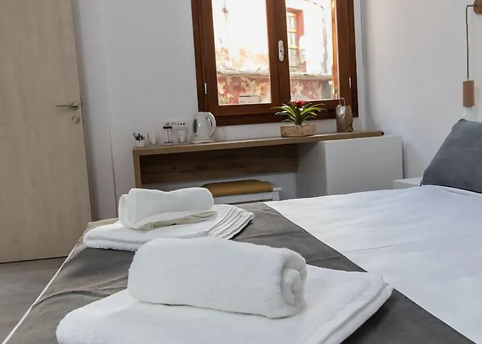 Aparthotel Deluxe Chania (Crete)