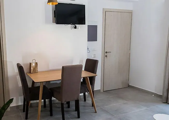 Aparthotel Deluxe 4*