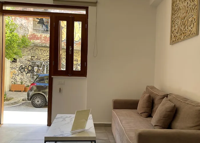 Deluxe Chania (Crete)