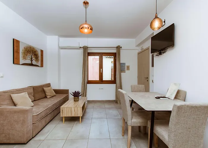 Deluxe Aparthotel 4*