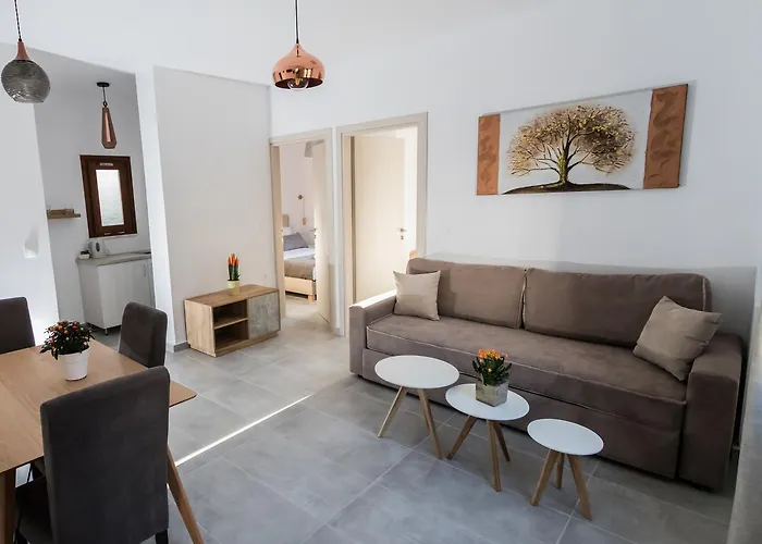 Deluxe Aparthotel 4*