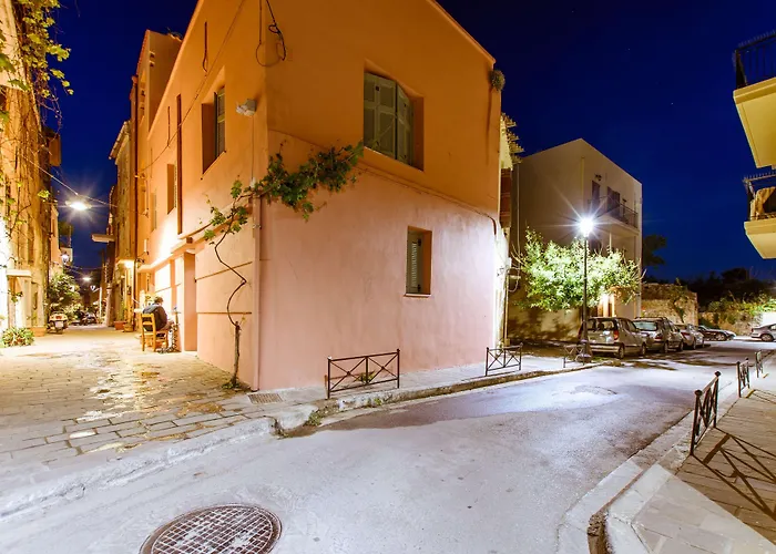 Aparthotel Deluxe 4*