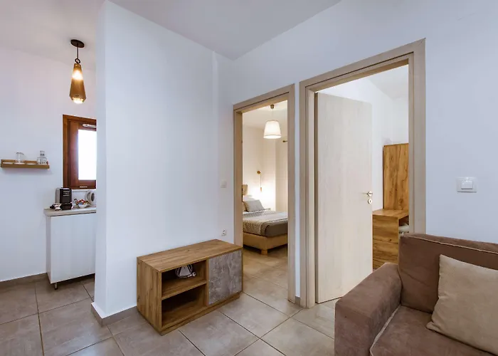 Aparthotel Deluxe Chania (Crete)